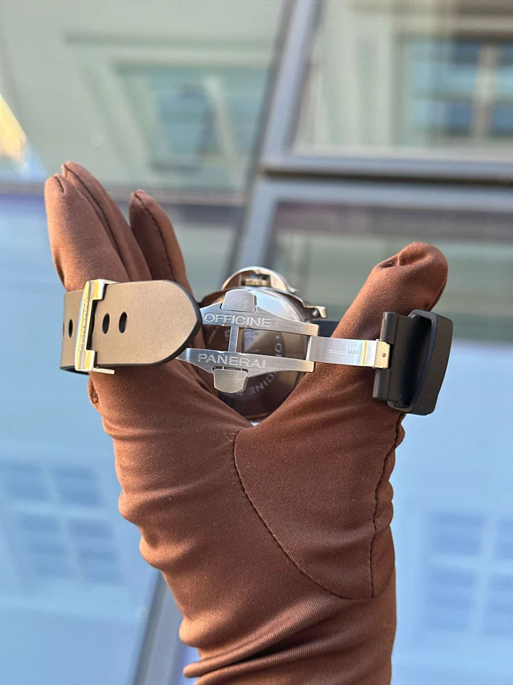 Panerai Luminor GMT Automatic